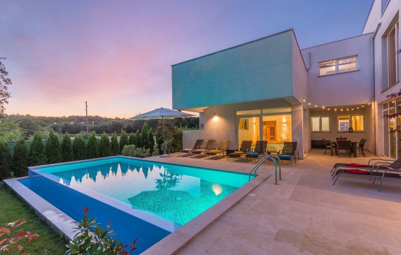 Villa Kate Istria Zminj ภายนอก รูปภาพ